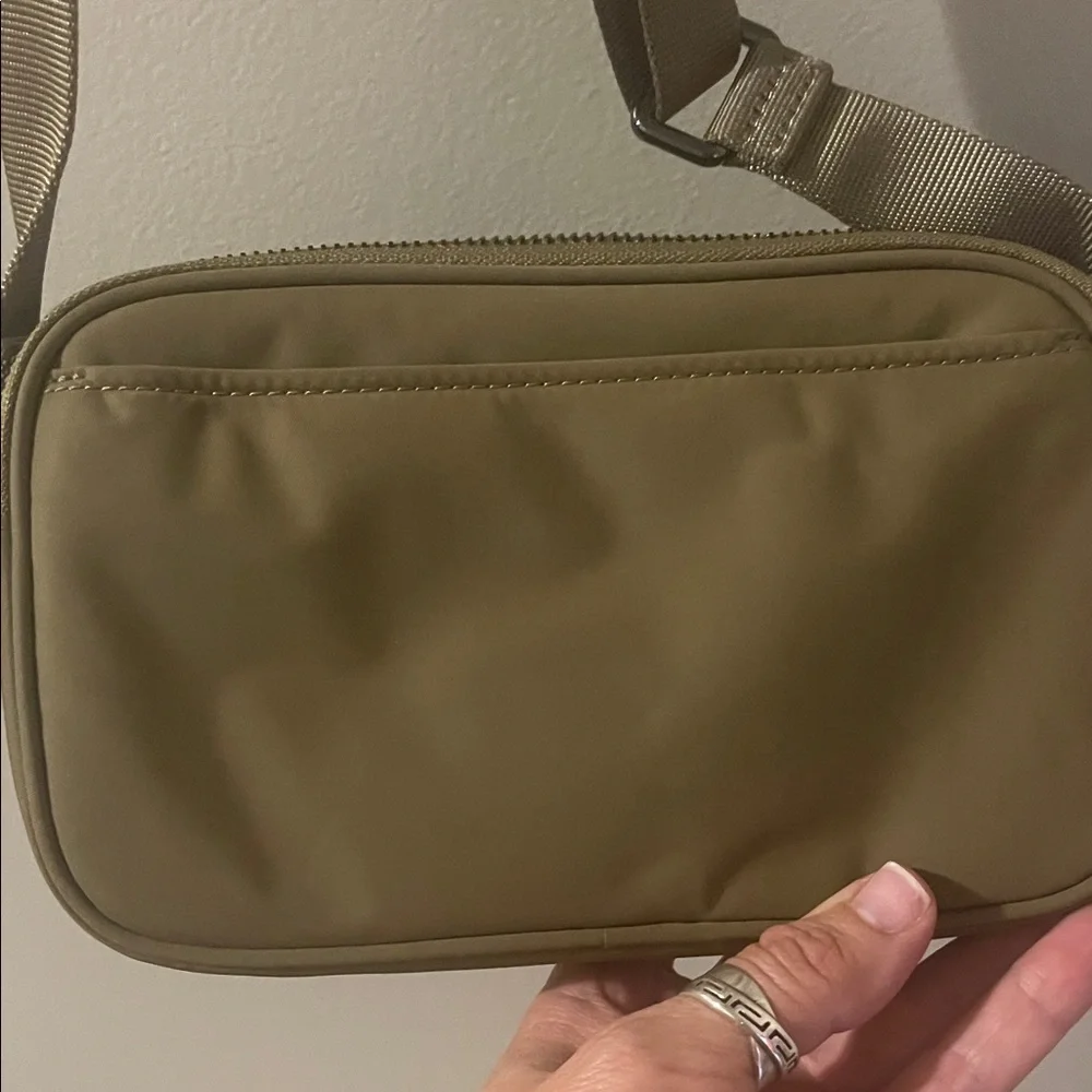 Olive Green Lululemon Crossbody Bag - Picture 6 of 11